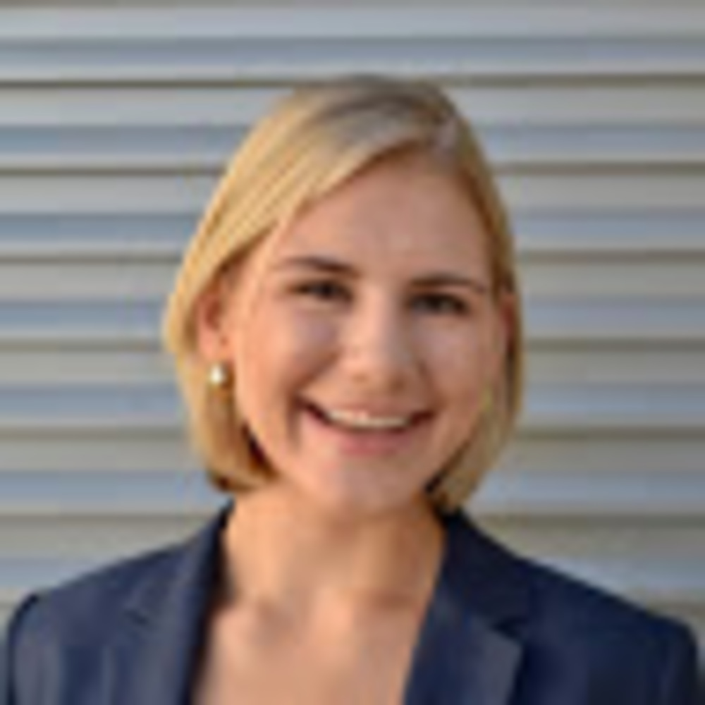 Meet your Posher, Caroline